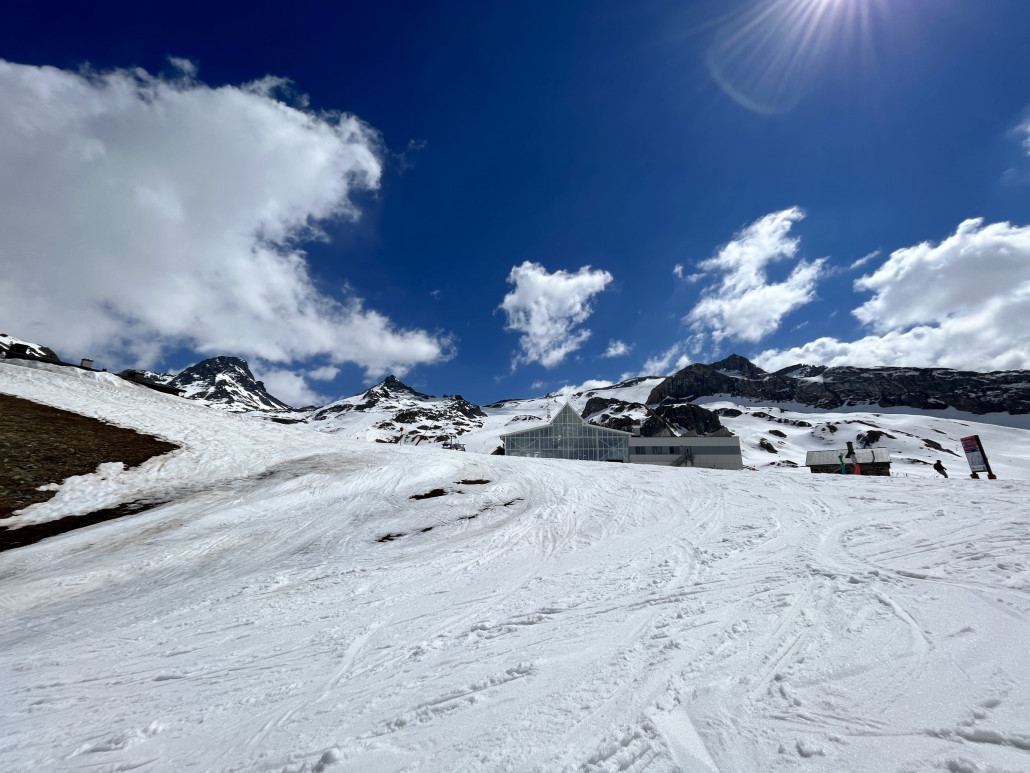 tlw. knappe und sulzige Schneeauflage auf der 1 kurz nach Idalp