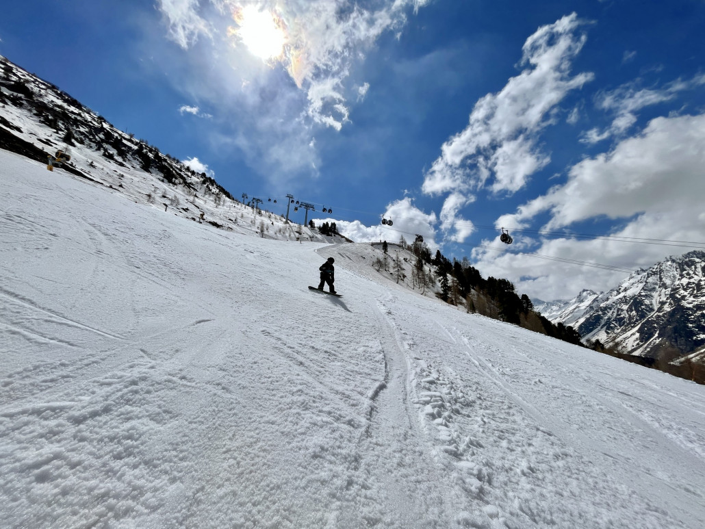 schöner Schnee dagegen im Mittelteil