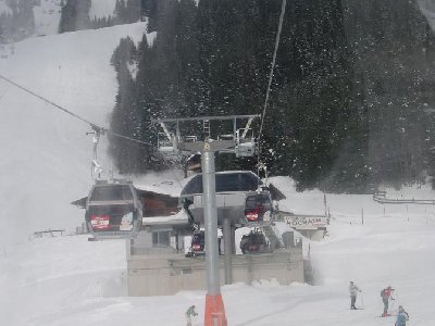 Links wölferkogel, rechts die Hohe Pennhab und dazwischen die Zwölfer-Nordabfahrt