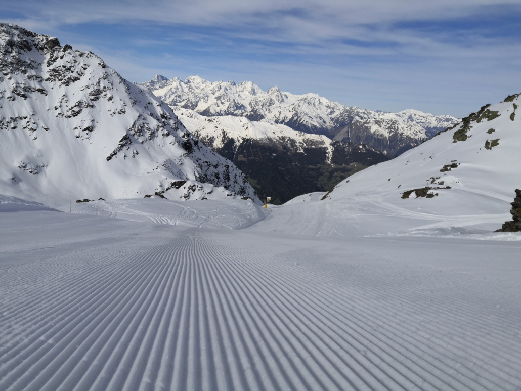 Wechsel auf den Col des Gentianes - hübsche Rillen hat es ;)