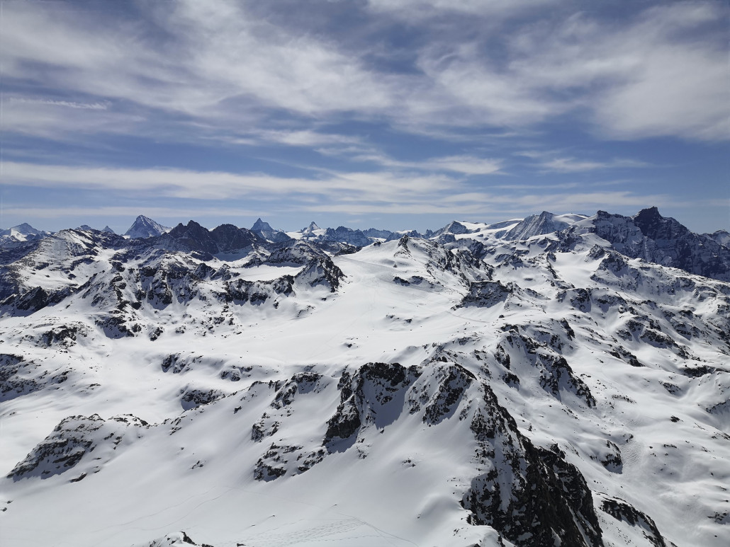 Gewohnt ansprechendes Panorama vom Mont Fort.