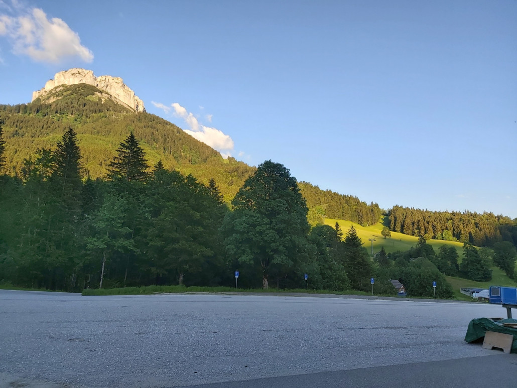 Bin gerade da. Keine Baumaschinen.