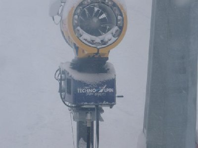 Am 6er Spieleck <br /><br />&amp;quot; Na los schieß doch&amp;quot;<br /><br />:D