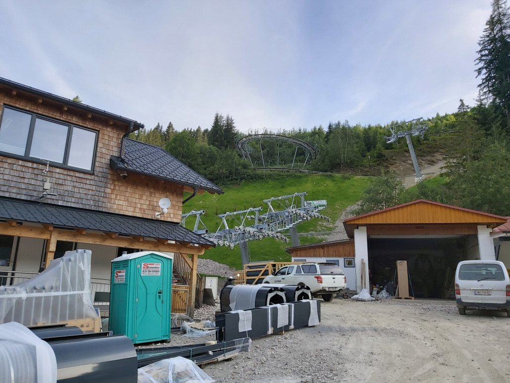 Wollte noch weiter nach vor, doch in den Garagen saßen noch welche und drehte wieder um.