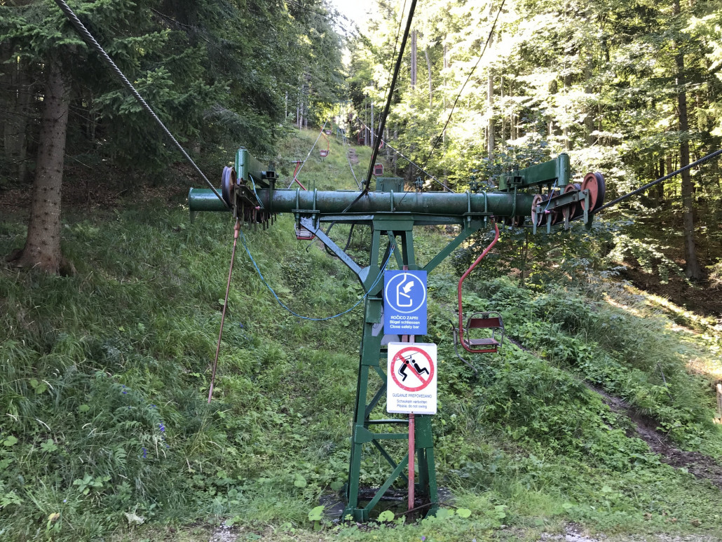 Alter Einersessellift Vitranc 2 im September 2020