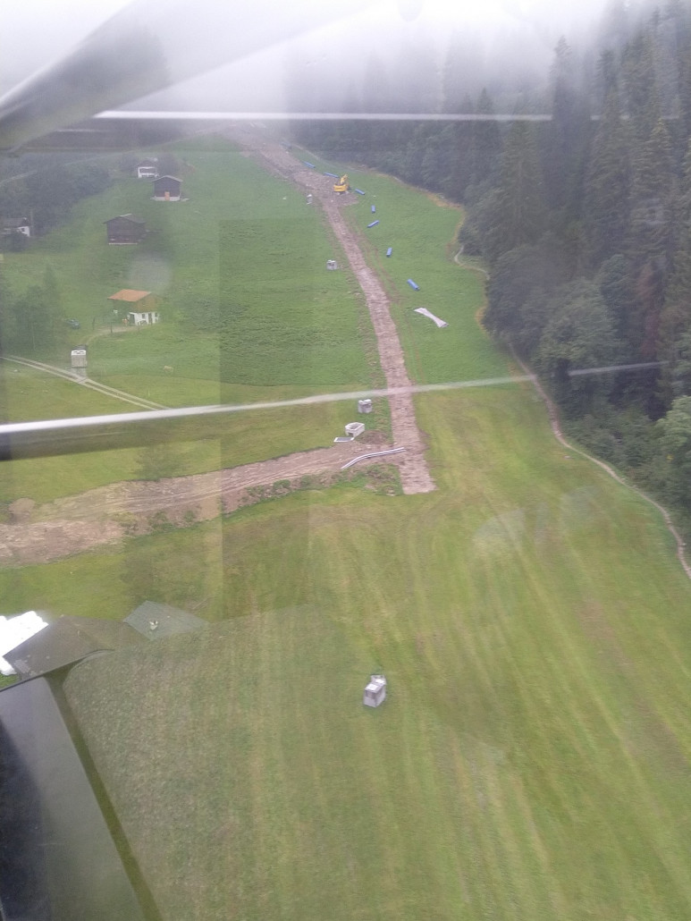 Die schwarze Piste Crap Sogn Gion-Laax bekommt eine neue Beschneiung Infrastruktur.