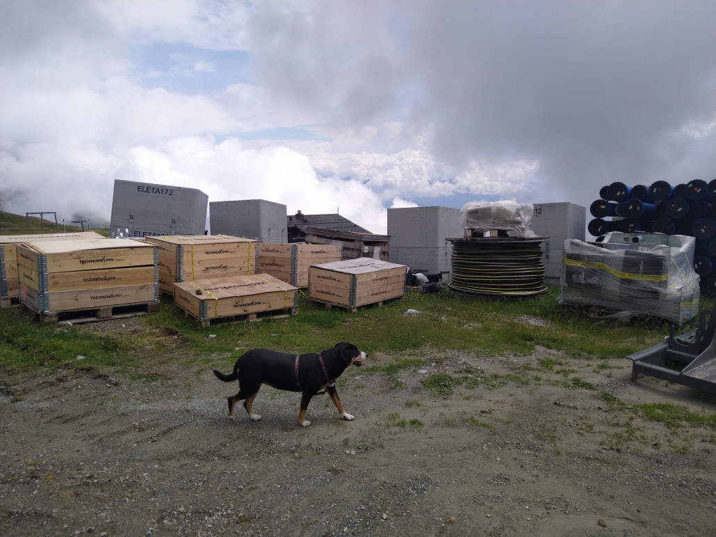 Bei Alp Nagens findet sich Beschneiungsmaterial