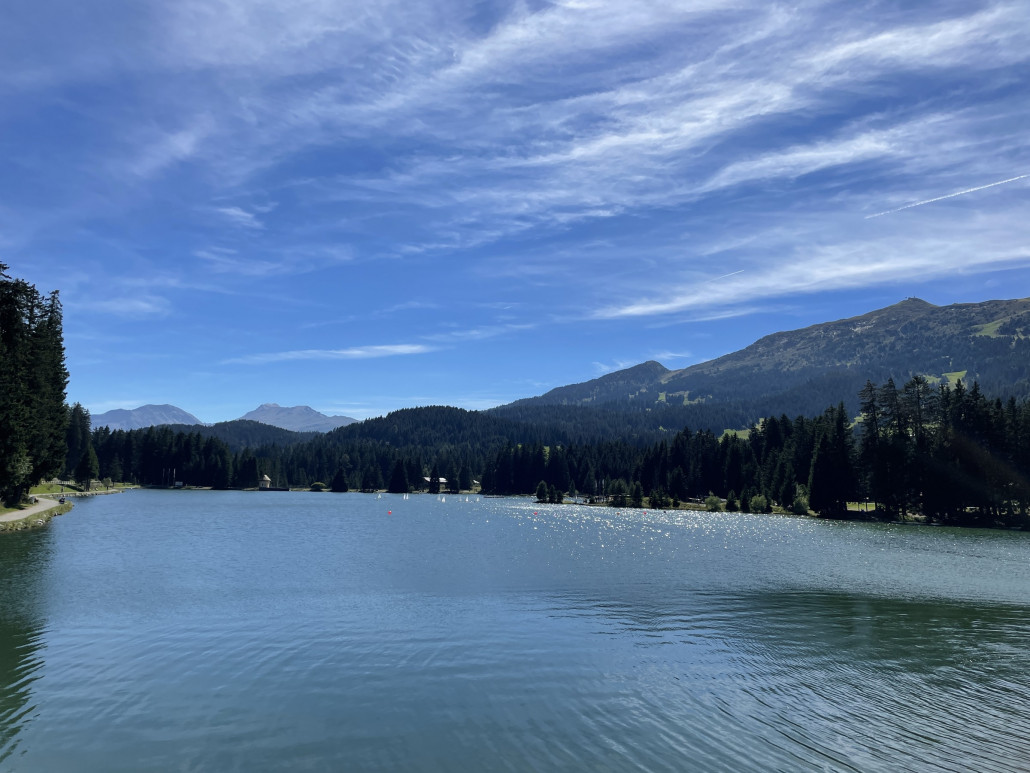 Heidsee. An diesem Tag fand eine Regatta mit RC-Segelbooten statt (oder wie man diesen Anlass auch nennen möchte).