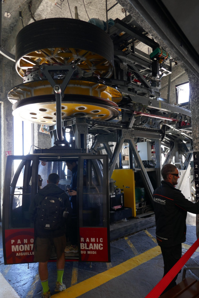 Einstiegsbereich der G-EUB Panoramique nach Italien mit der wir morgen fahren wollten.