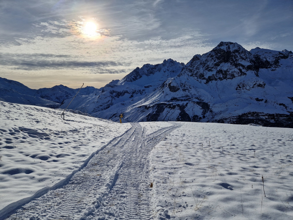 Zürs_November_22_LZTG_by_Markus_Hahn (10).jpg