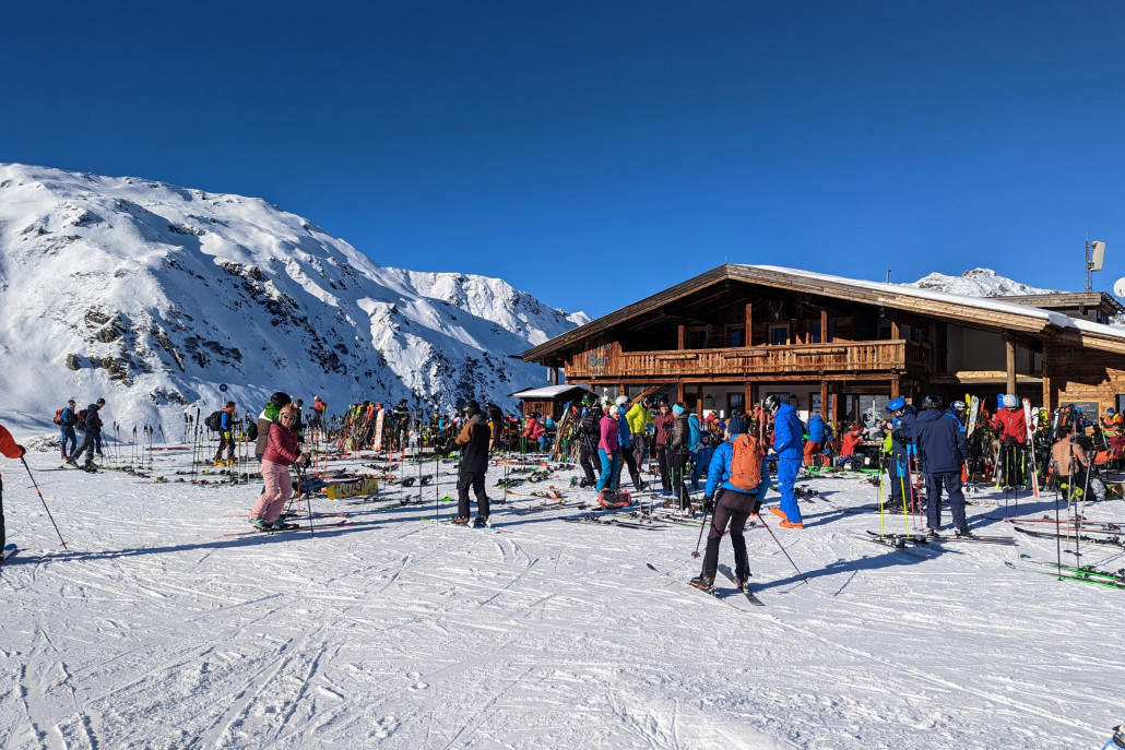 Vollbetrieb auf der 8er Alm.