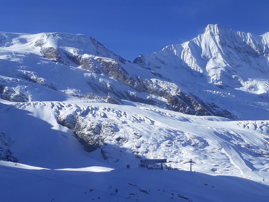 Neuer Panoramahang (rechts) / Alter Panoramahang (links)