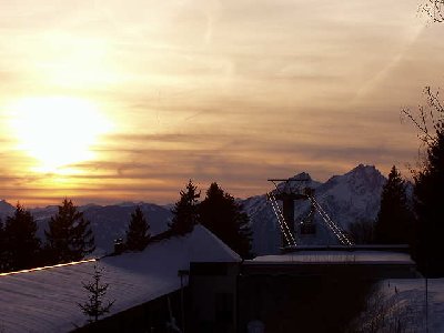 Nochmals Rigi Luftseilbahn mit Betonstützen 2330m lang 925 Höhenmeter und 600p/h