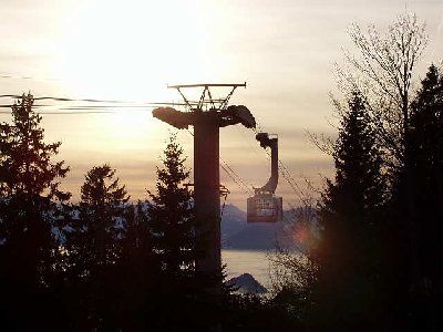 Ganz hässlich die 80PB Weggis-Rigi. Übrigens die einzige Grosse Pendelbahn der Schweiz mit Italienischen Stützen (Beton)