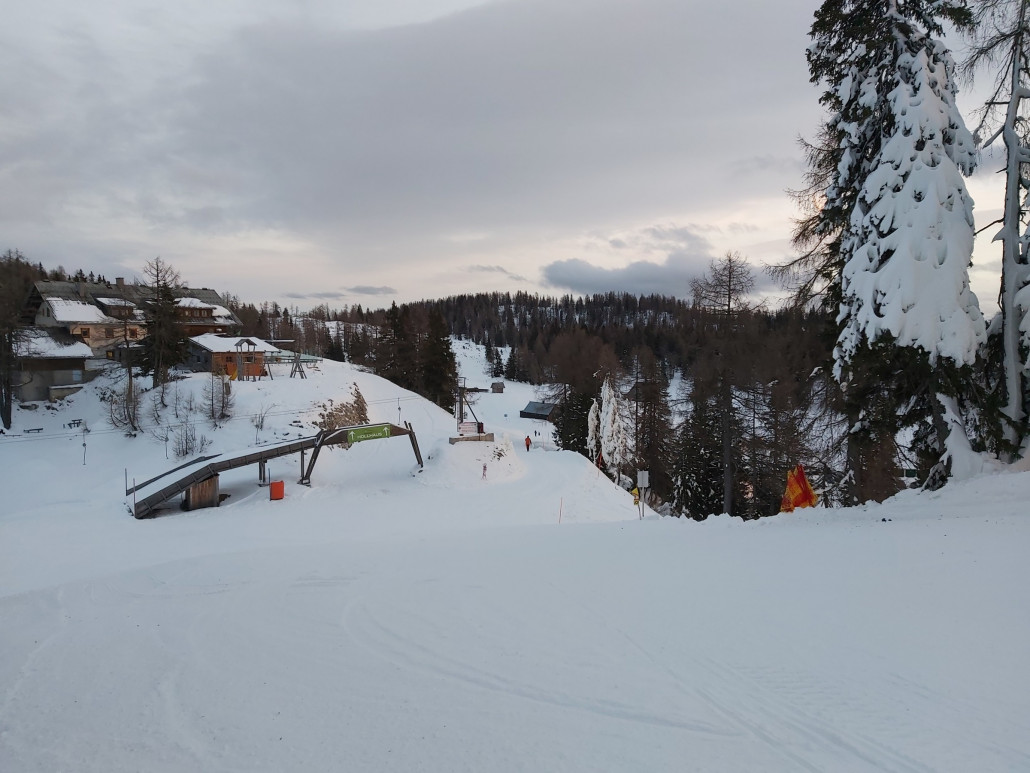 Auch der Ziehweg war schon geöffnet. Der bekam heuer endlich Leitungen zur Beschneiung.