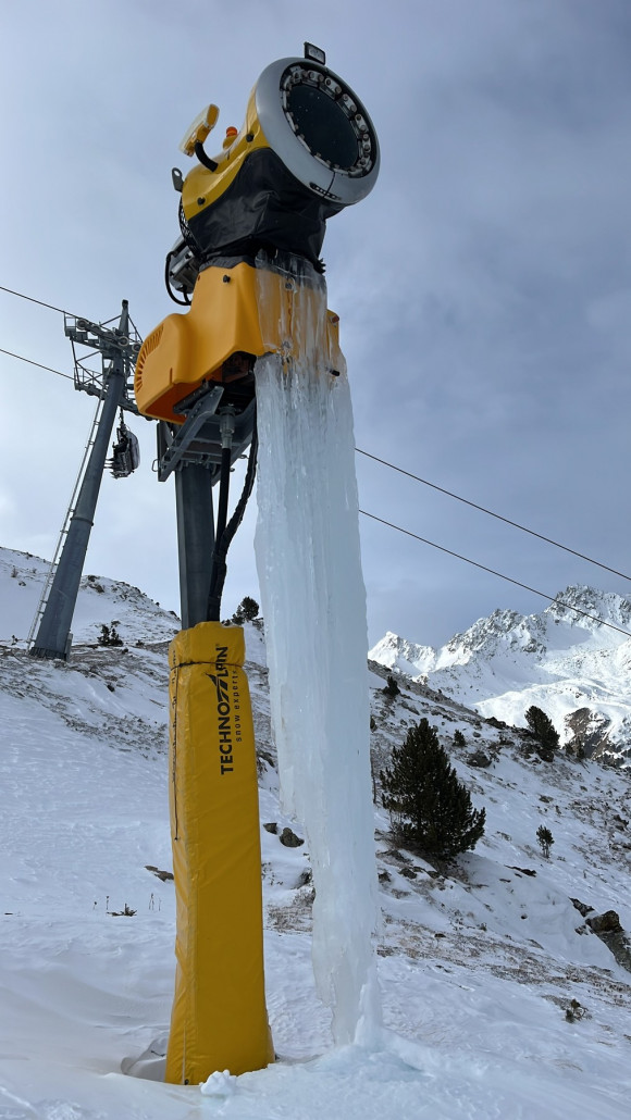 Eiserzeuger an der schwarzen 27. Die Piste war aber tiptop