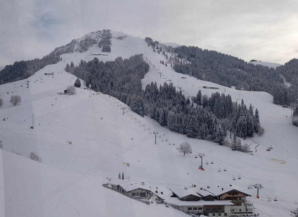 Hochsöll: noch sind die Pisten zum Teil recht schmal, aber gut präpariert