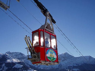 Sektion 1 bei der Einfahrt &amp;quot;Weltneuheit!! Erste Luftseilbahn mit Sauna!!&amp;quot;