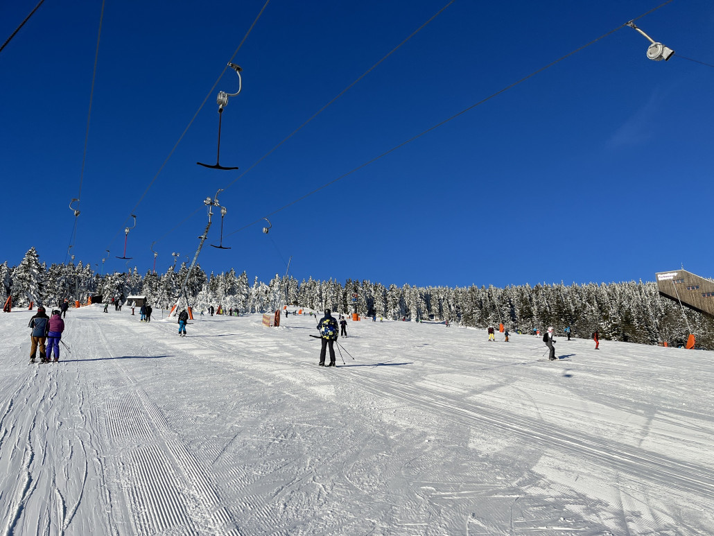 gut gefüllt aber für unsere Verhältnisse nicht unannehm voll