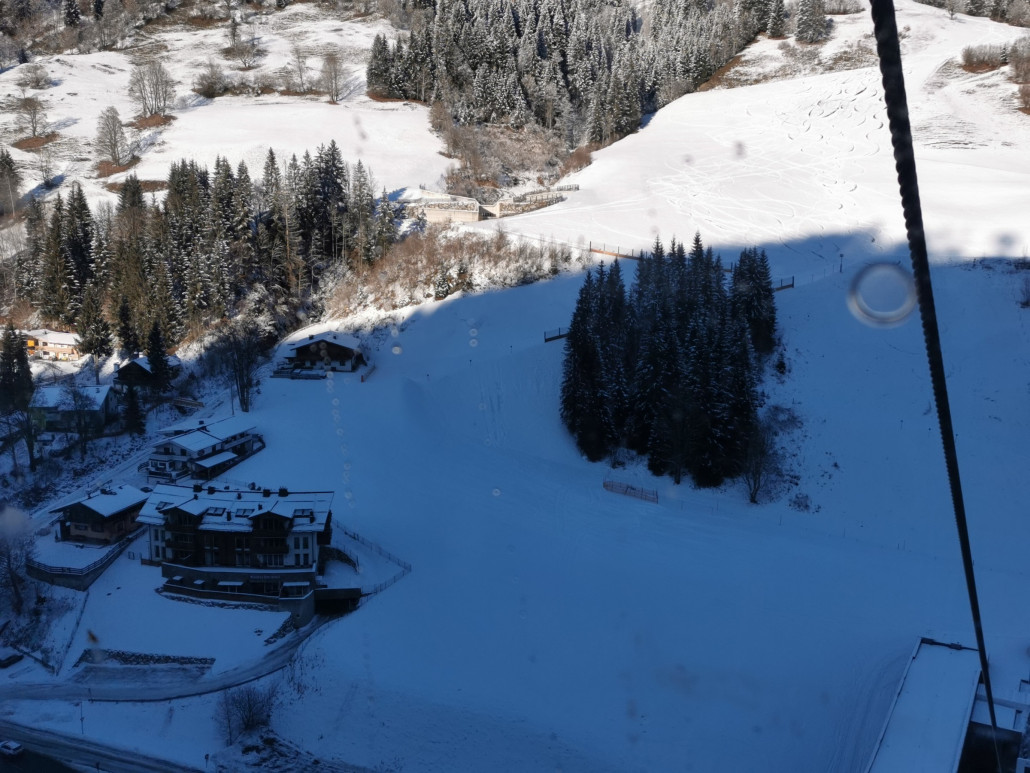 Viehhofen Talabfahrt. Verlegung der Piste mit verkürztem Seillift..jpg