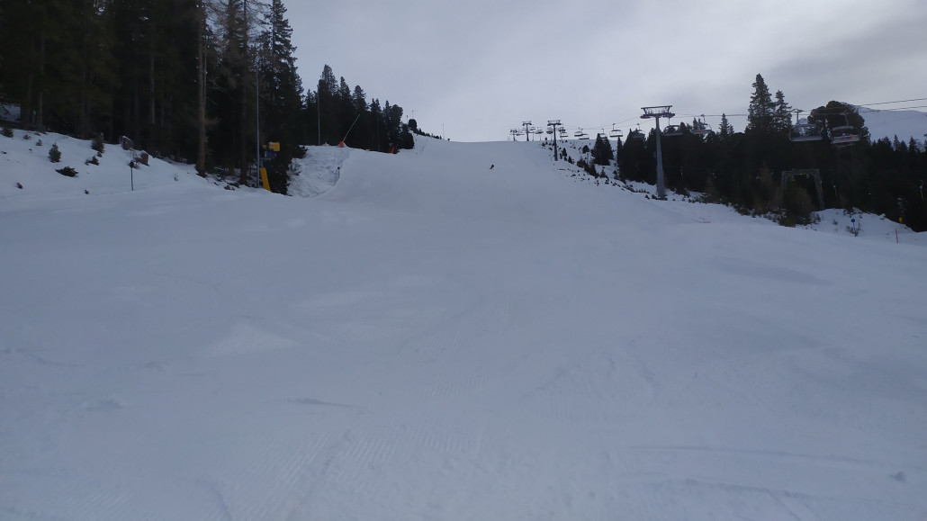 Mit der Zeit wurde die direkte Abfahrt an der Zeinisbahn etwas aufgefahren und dadurch noch besser fahrbar.
