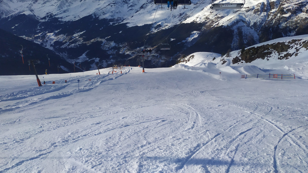Immerhin im Lift sind diesmal Menschen zu sehen, wir waren nicht ganz allein :-D
