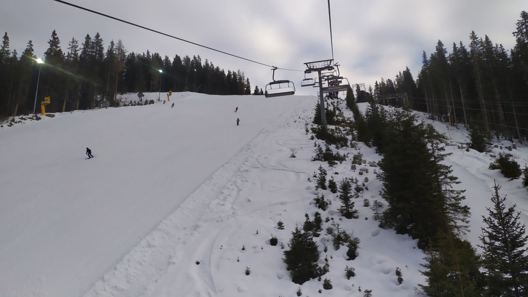Am Abend wurde dann schon das Flutlicht eingeschalten.