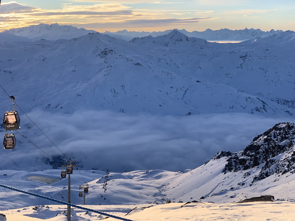 Col de La Cambere inkl. angesprochener Wolkendecke auf 2200m Höhe
