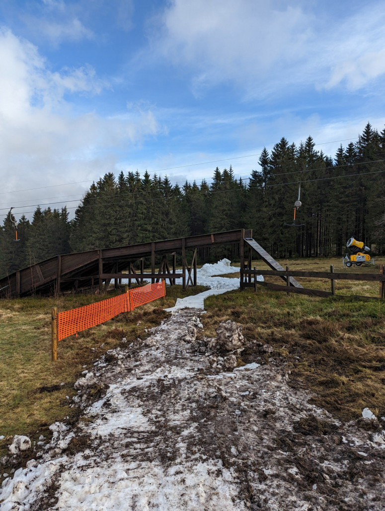 Die Verbindung zum Wilddieb war gerade noch fahrbar - aber ohnehin geschlossen!