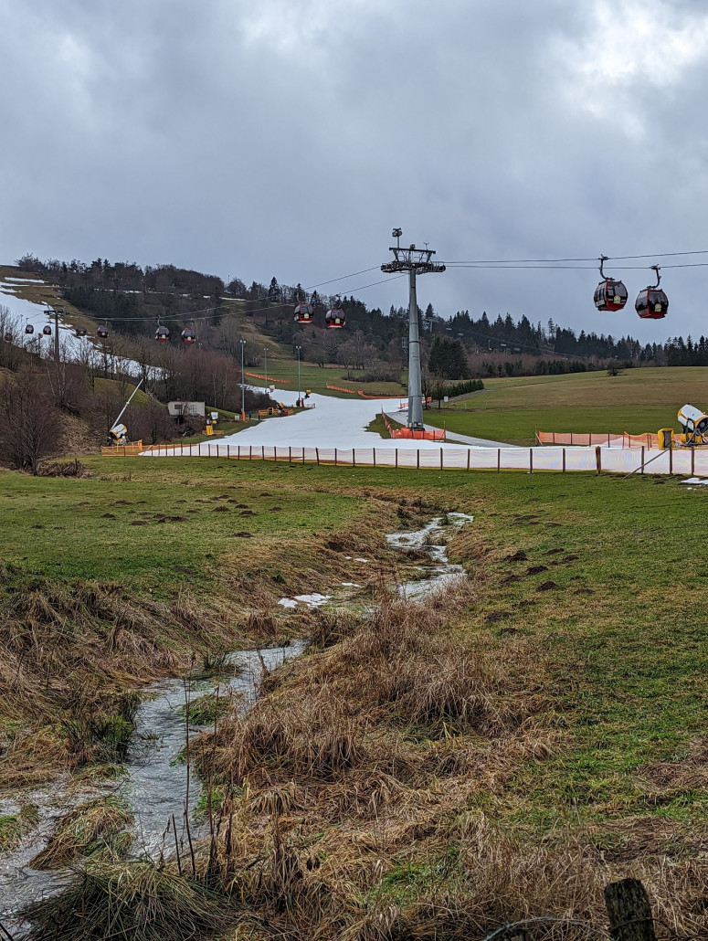 Da fließt der Schnee...