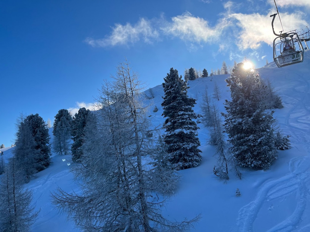 Deutlich sportlicher geht es auf der Ostseite des Skigebiets zu.
