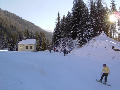 Die Kapelle am Anfang des Fimbatales.