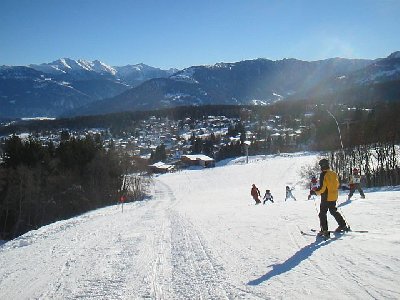 Talstationsbereich; im Hintergrund Flims-Waldhaus