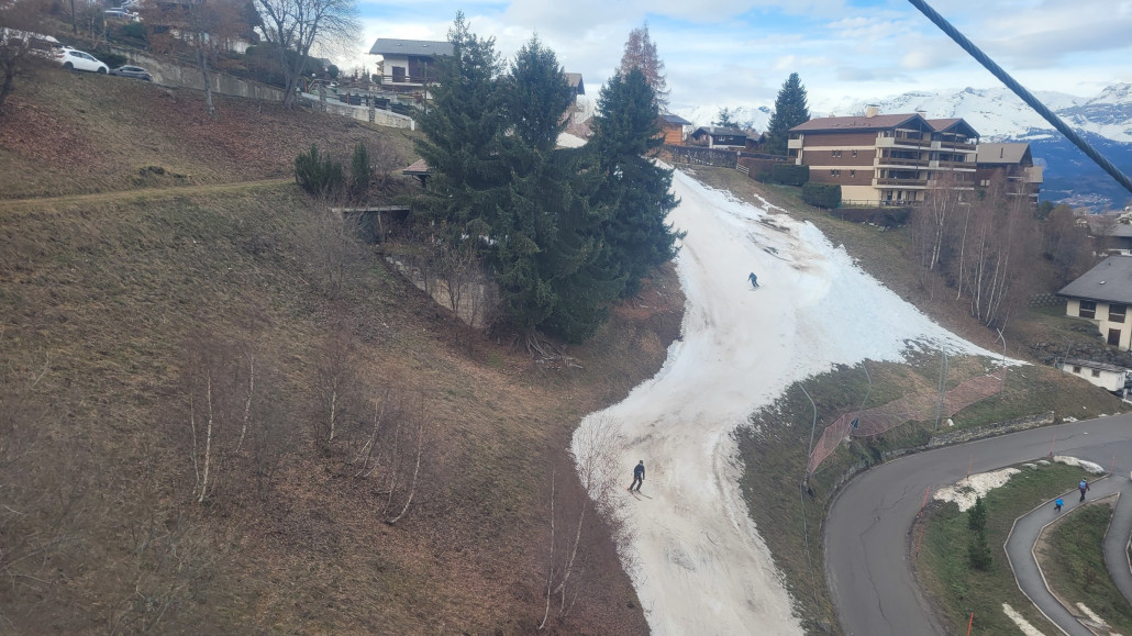 Pistenkadaver an der Gondel-Talstation