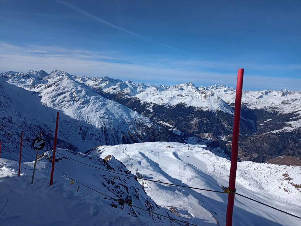 Wie aus dem Adlerhorst - Ausstieg der Leppleskofelbahn