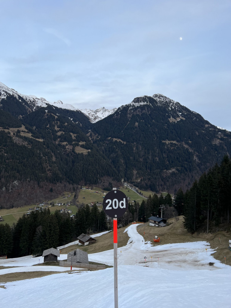 Die geschlossene 20d an der Garfrescha Bahn