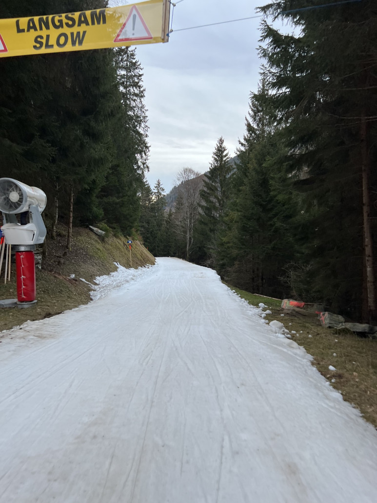 Beginn der eigentlich gesperrten Talabfahrt nach St. Gallenkirch…noch gehts ohne Probleme