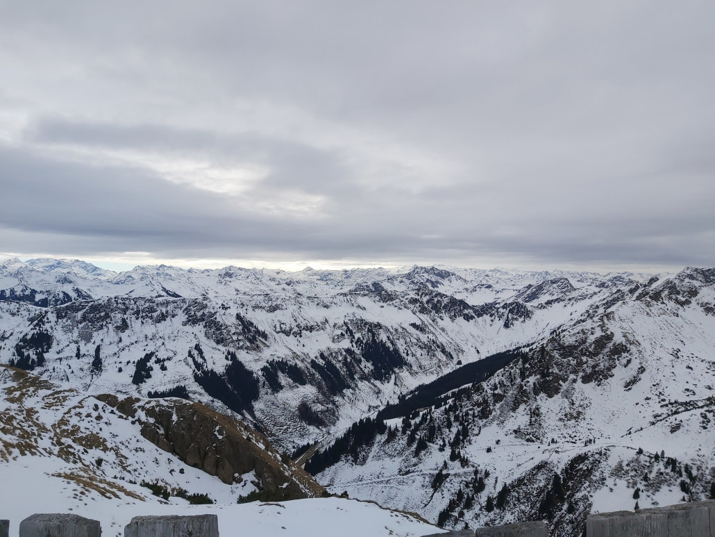 Den fixen Vierer nahm ich auch noch mit und wurde mit einem schönen Rundumblick belohnt.