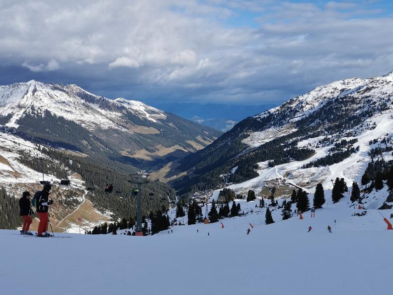 8.Eins muss ich hier mal sagen. In Hochfügen und in der Früh am Spieljoch waren die Pistenverhältnisse am besten..jpg