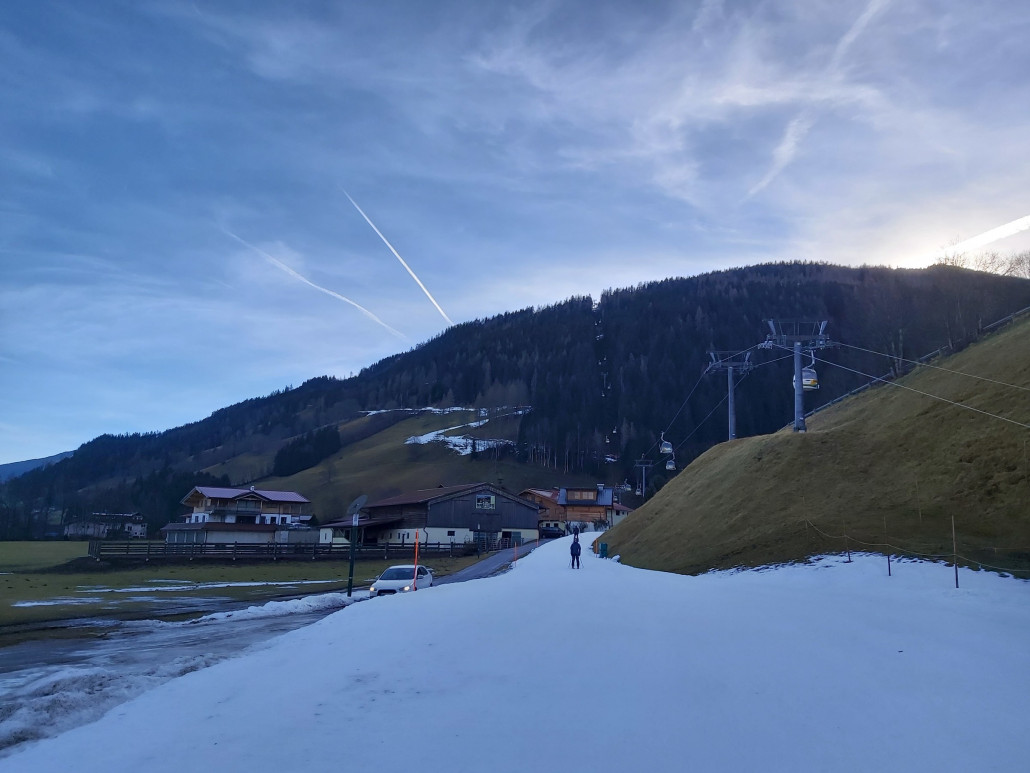 An der Einser ein reines Schneeband.