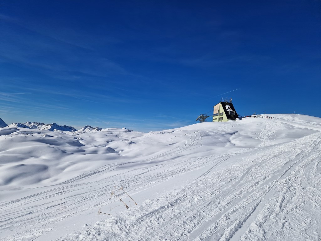 Zürs_06_01_23_by_Markus_Hahn (4).jpg