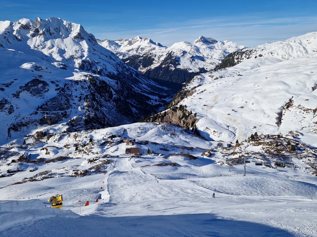 Zürs_06_01_23_by_Markus_Hahn (9).jpg