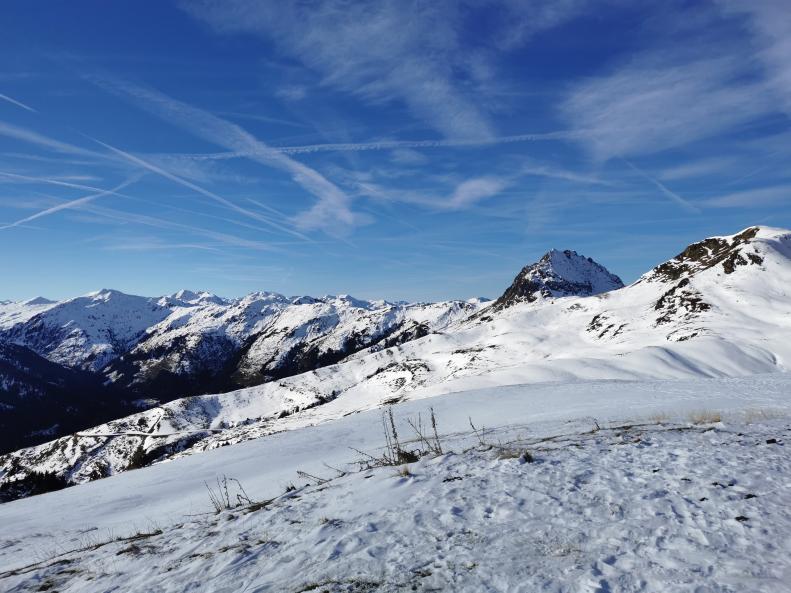 8. Ebenso winterlich am Zweitausender und eigentlich die ganze Resterhöhe..jpg