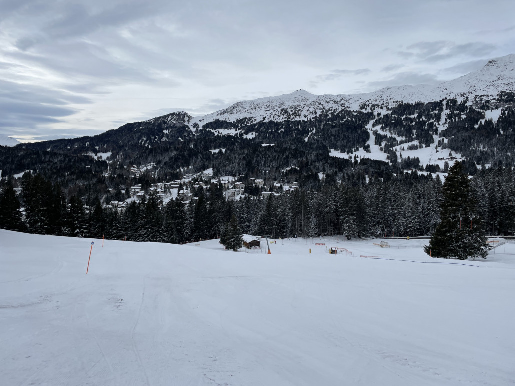 Es sieht hier wieder besser aus aber der Bereich Dieschen bräuchte dringend Schnee.