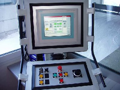 Neu der Flatscreen. Neu ist auch eine Referenzsesselerkennung sowie eine Sessel markierung.