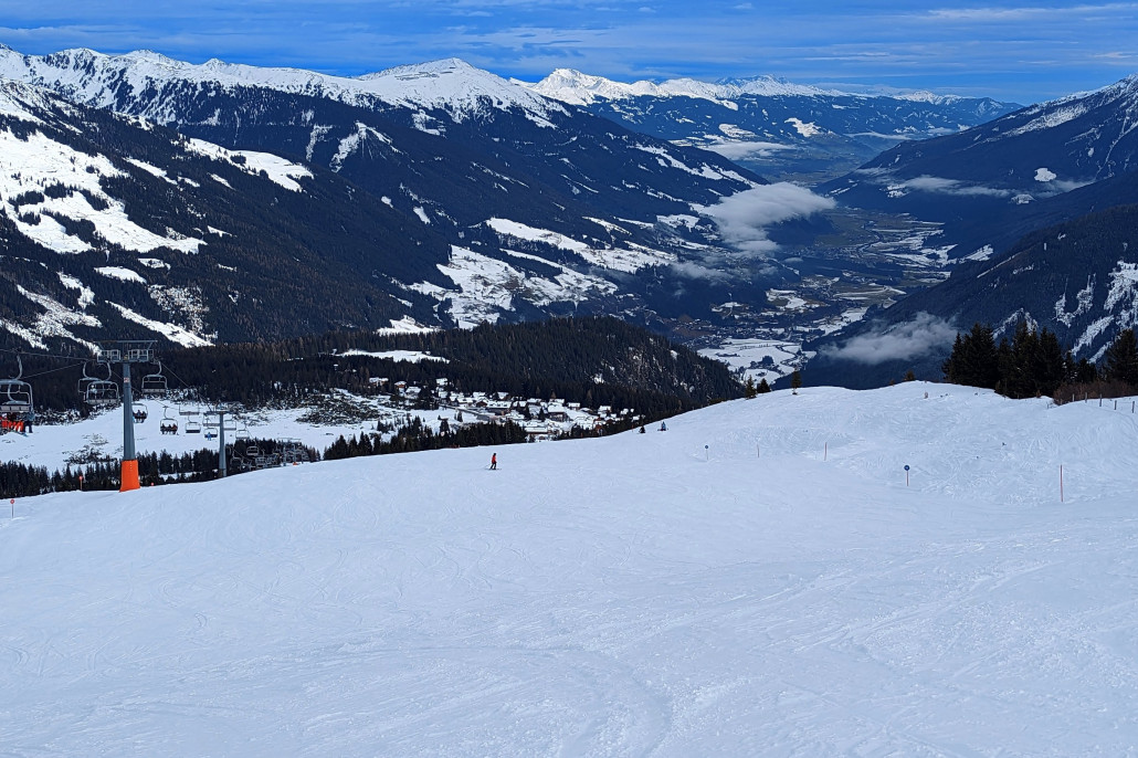 An der Filzsteinbahn. Breit, leer, perfekte Piste.