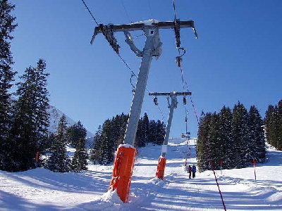 Dieser Teil des Twäreggliftes von Müller allerdings auch mit neuen Garaventa Batterien und neuem Antrieb.