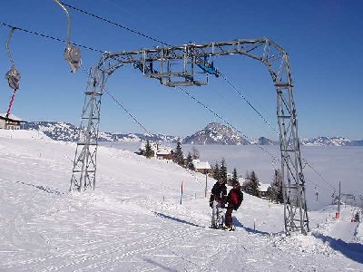 Hat und nach lange diskusion doch noch hoch gelassen. Um 10 vor 12. Und das bei ehem. Arbeitskollegen. *Kopfschüttel*
