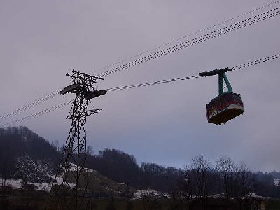 Flaggschiff im Schweizer Seilbahnbau über 1100 HM auf 3000m Strecke mit 10m/s eine echte Pendelbahn!!