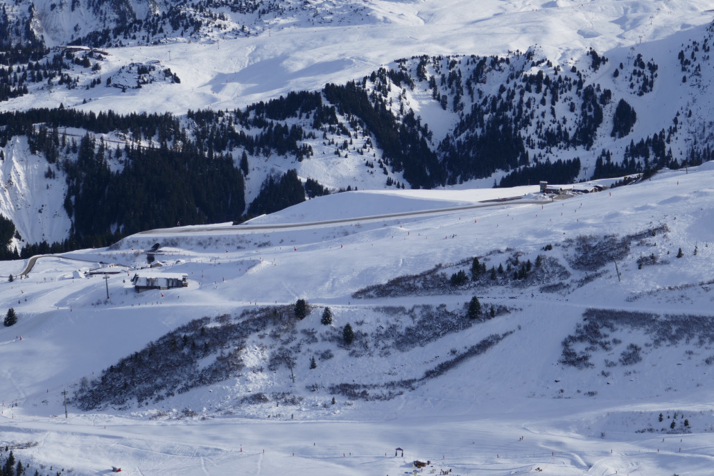 Immer wieder faszinierend: Piste des Altiports.